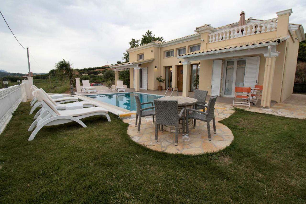 Villa De La Mer Agios Stefanos Avliotes  Buitenkant foto