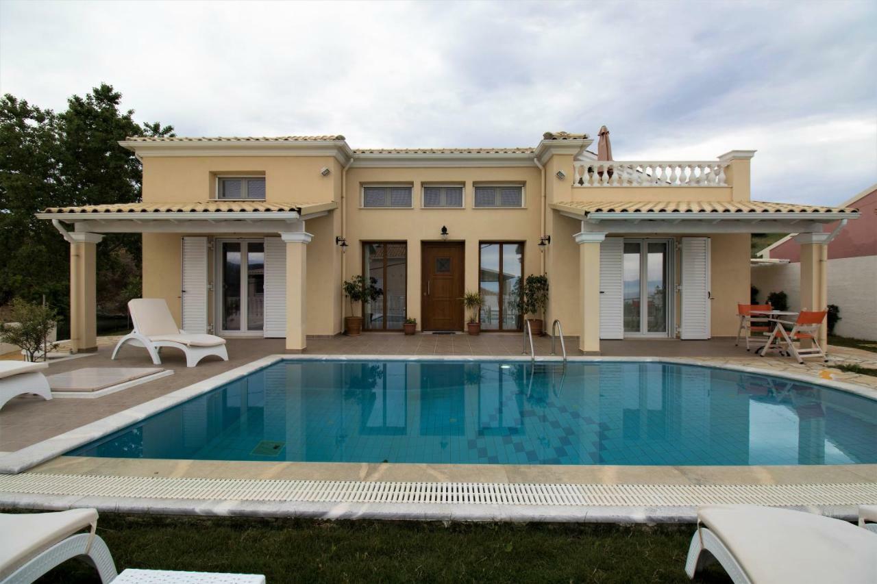 Villa De La Mer Agios Stefanos Avliotes  Buitenkant foto
